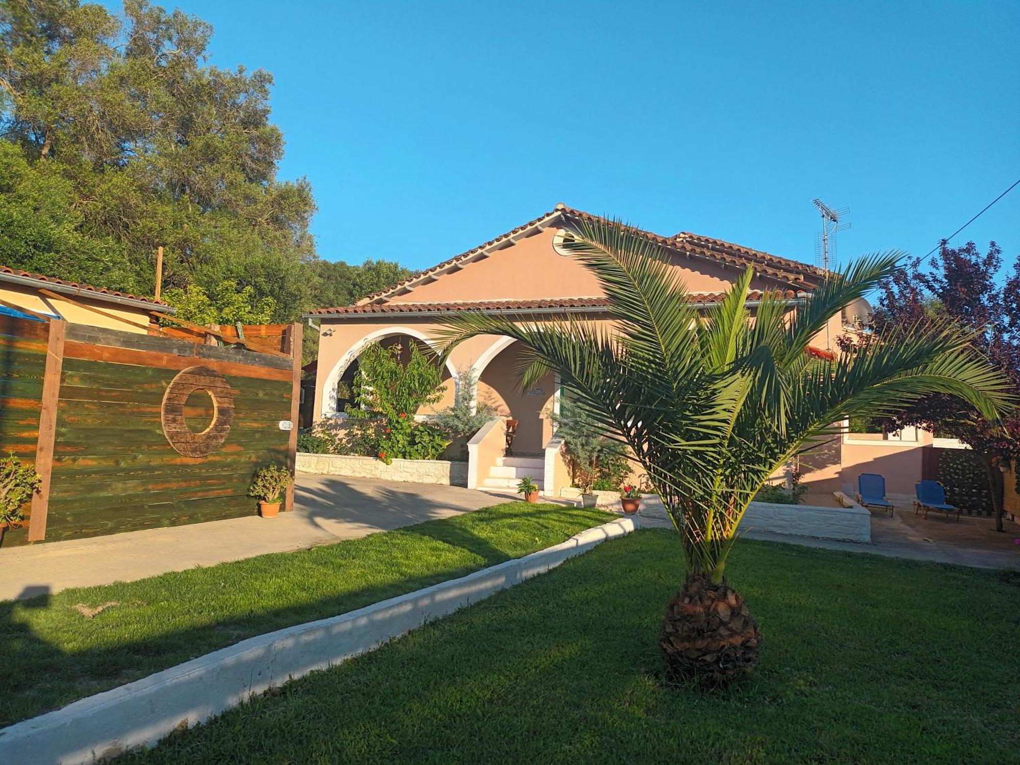 Villa Thanos Marathiás Exterior photo